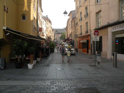  la rue gourmande et ses petits restaurants